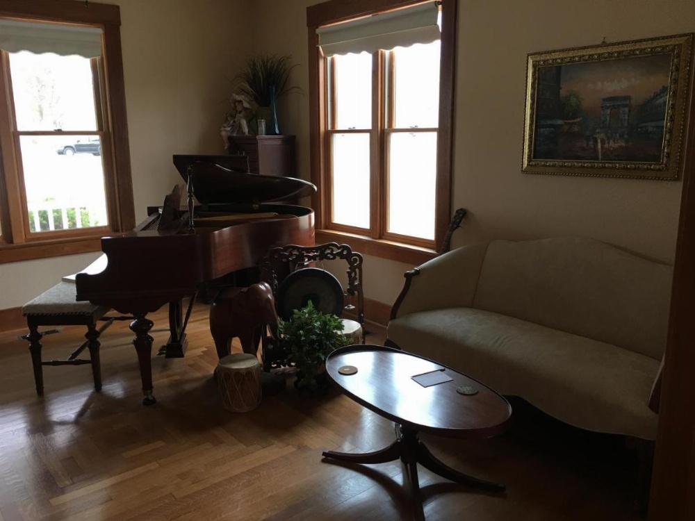 Attwood House Bed and Breakfast near Manhattan, KS Image 24
