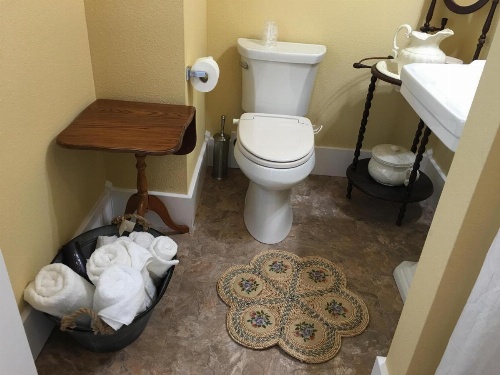 Attwood House Bed and Breakfast near Manhattan, KS image 30